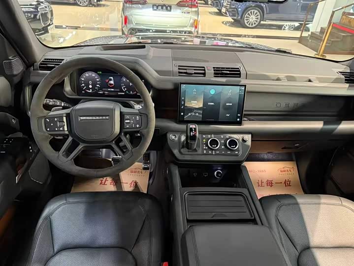 Фото 3 - Land Rover Defender