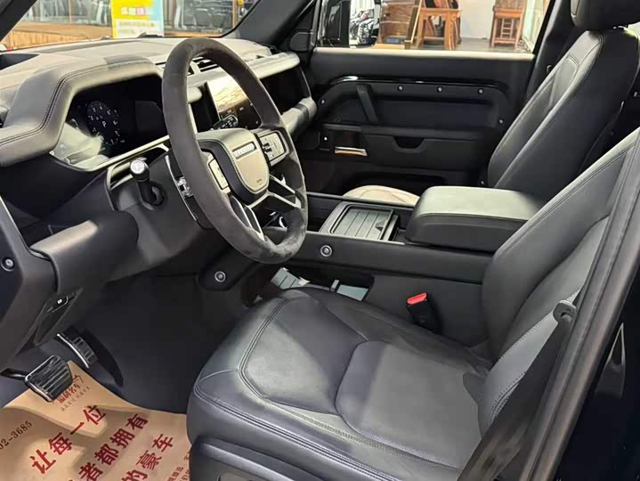 Фото 8 - Land Rover Defender