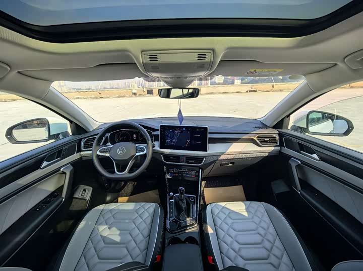 Фото 8 - Volkswagen Tayron