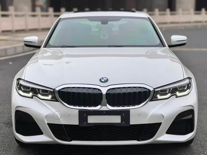 Фото 2 - BMW 3 Series