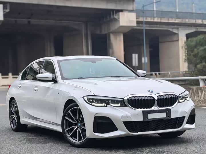 Фото 3 - BMW 3 Series