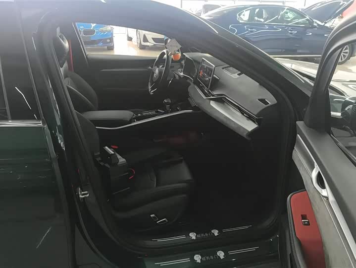 Photo 8 - Geely Preface