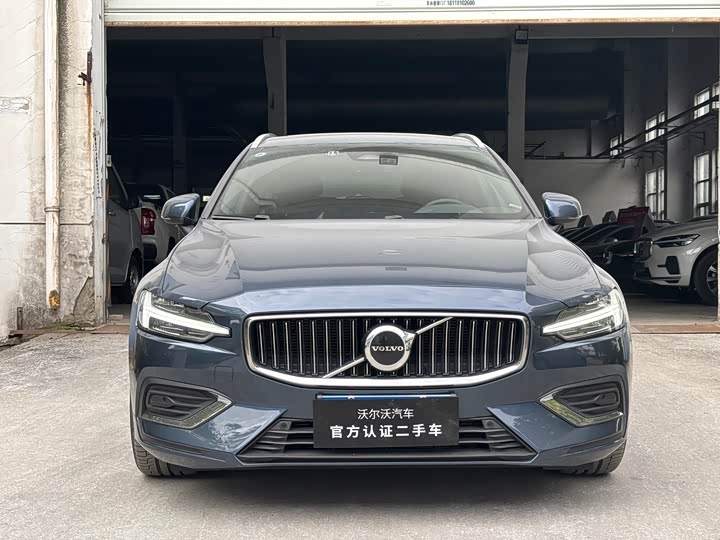 Фото 2 - Volvo V60