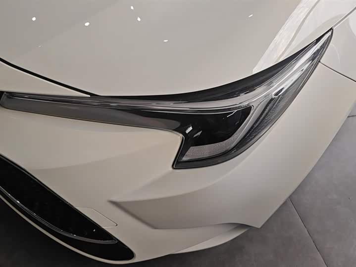 Фото 5 - Toyota Levin