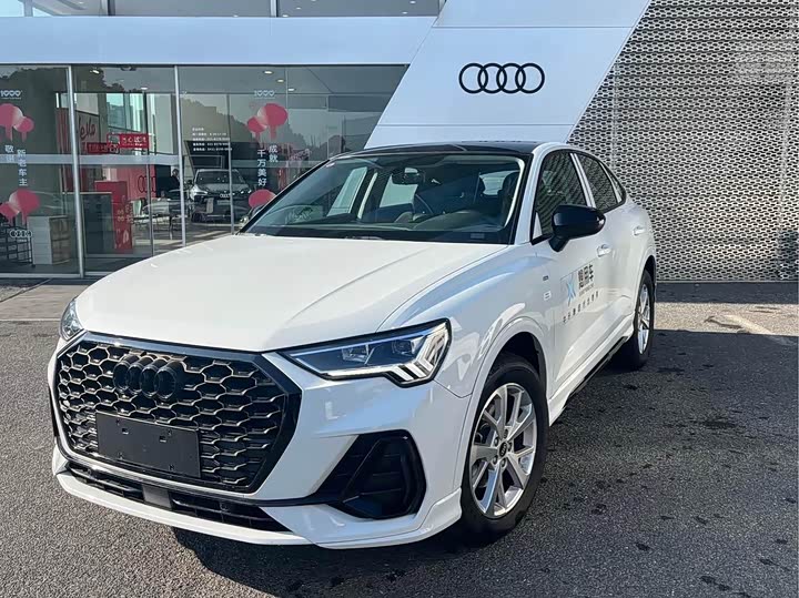 Фото 1 - Audi Q3 Sportback