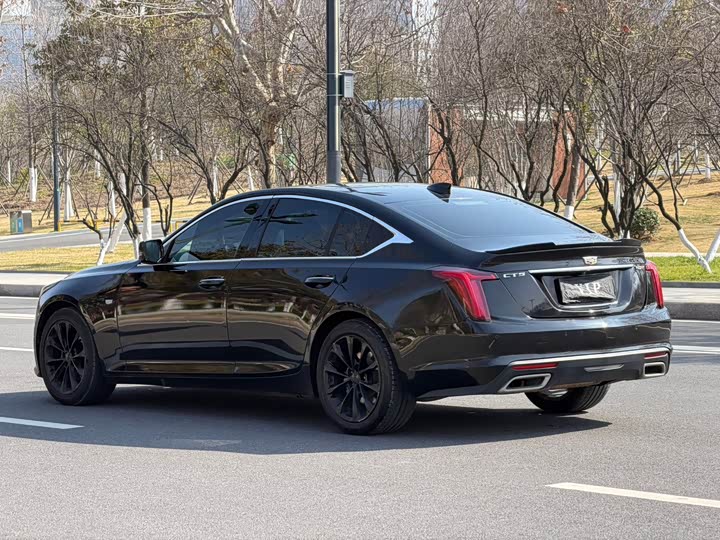 Фото 6 - Cadillac CT5