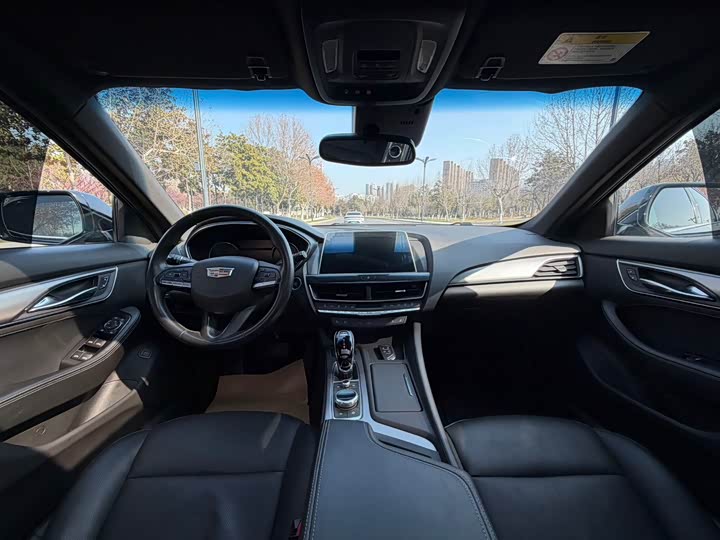 Фото 7 - Cadillac CT5