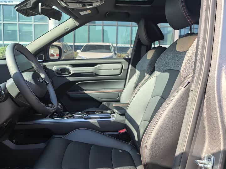 Фото 9 - Geely Cowboy