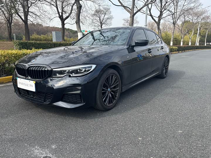 Photo 1 - BMW 3 Series