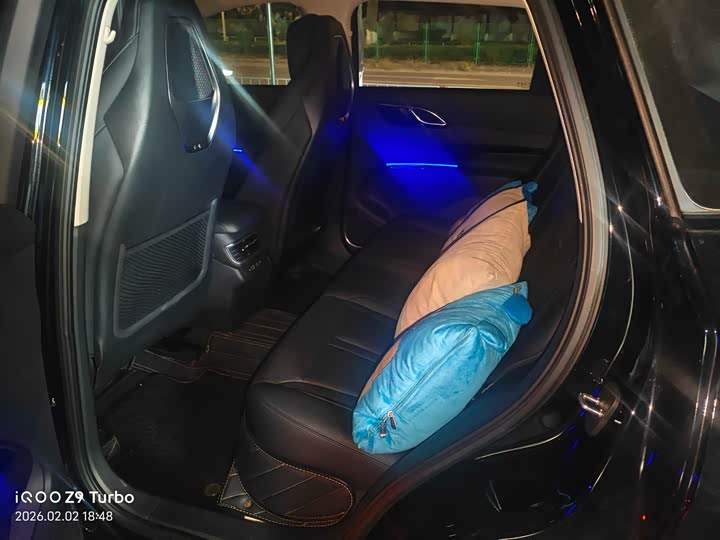 Фото 3 - Hongqi HS3