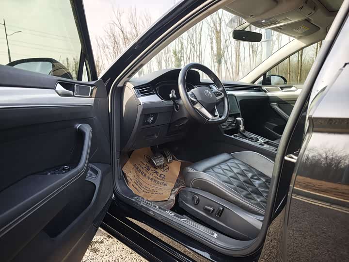 Фото 5 - Volkswagen Magotan GTE Hybrid