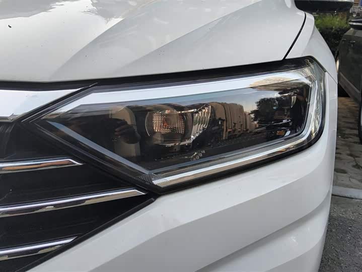 Фото 5 - Volkswagen Sagitar L