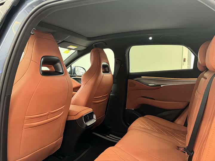 Фото 9 - BYD Sea Lion 07 EV