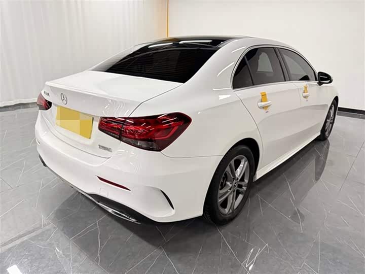 Фото 6 - Mercedes-Benz A-Class