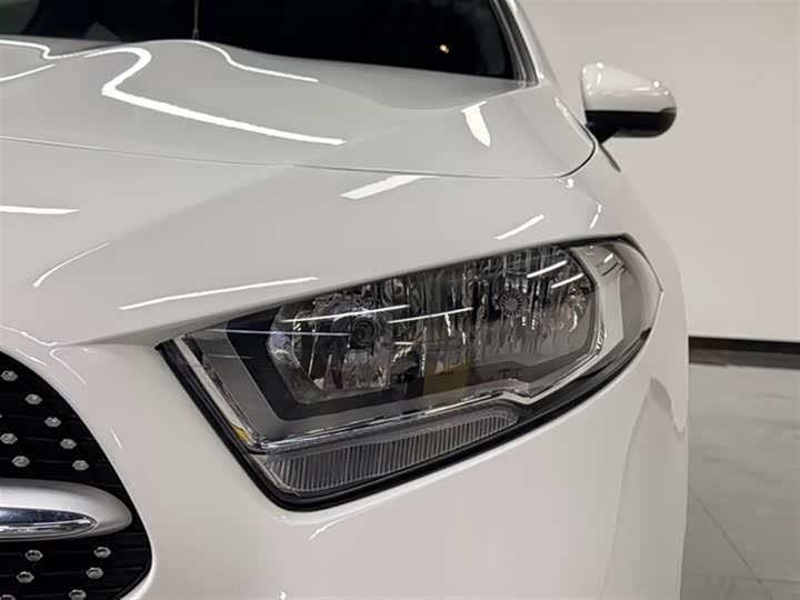 Фото 9 - Mercedes-Benz A-Class