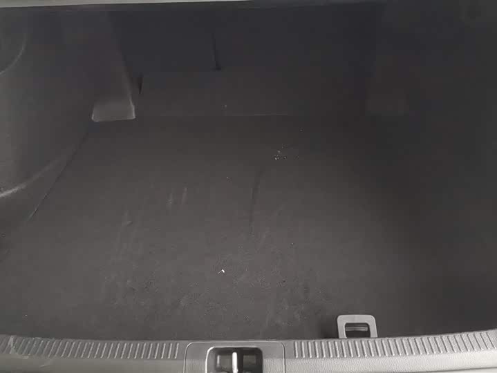 Фото 4 - Toyota Camry