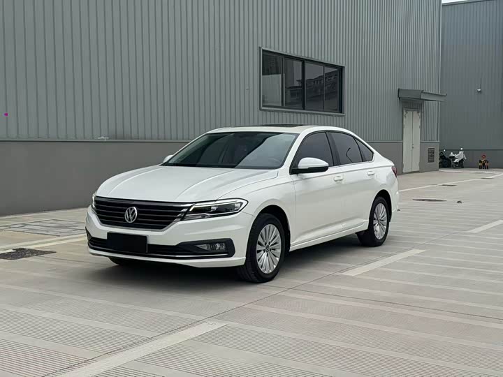 Фото 1 - Volkswagen Lavida