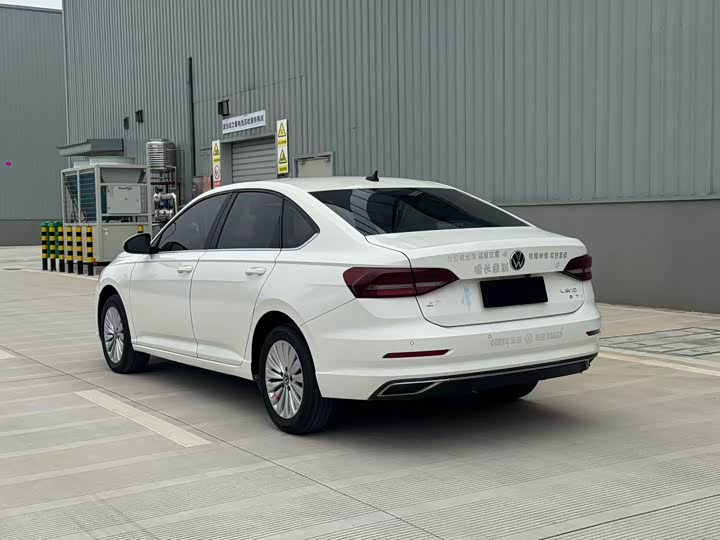 Фото 7 - Volkswagen Lavida