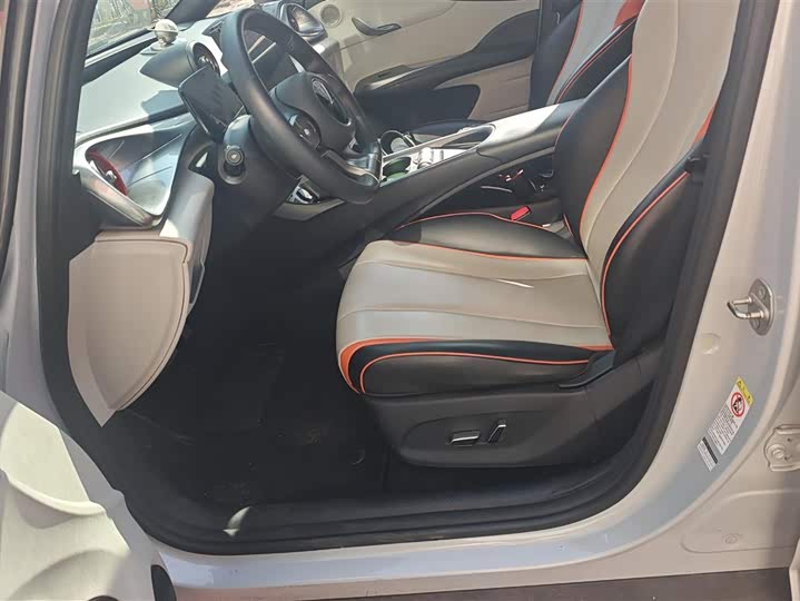 Фото 9 - BYD Dolphin