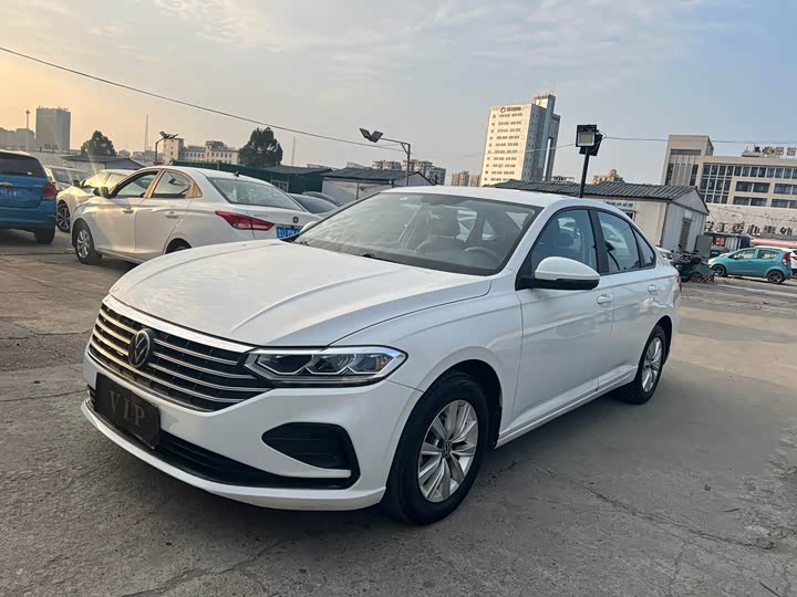 Фото 1 - Volkswagen Lavida