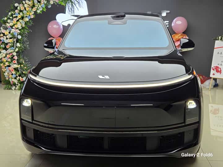 Фото 2 - LiXiang L8