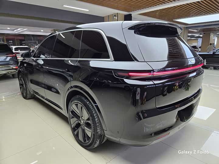 Фото 4 - LiXiang L8