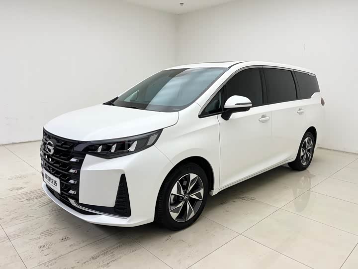 Фото 1 - GAC Trumpchi M6