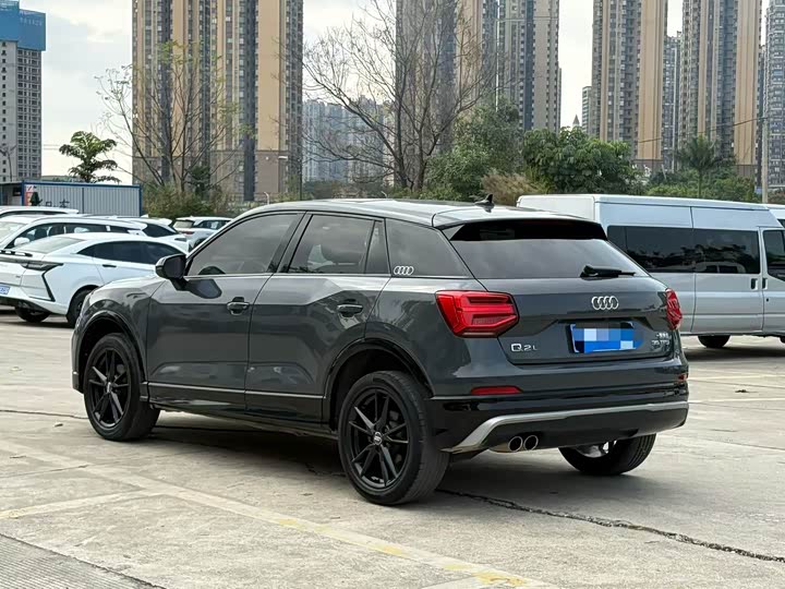 Фото 4 - Audi Q2L