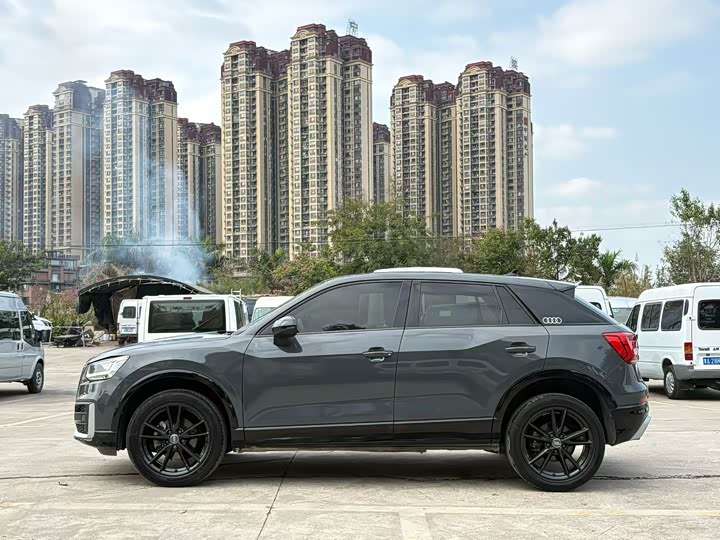 Фото 5 - Audi Q2L