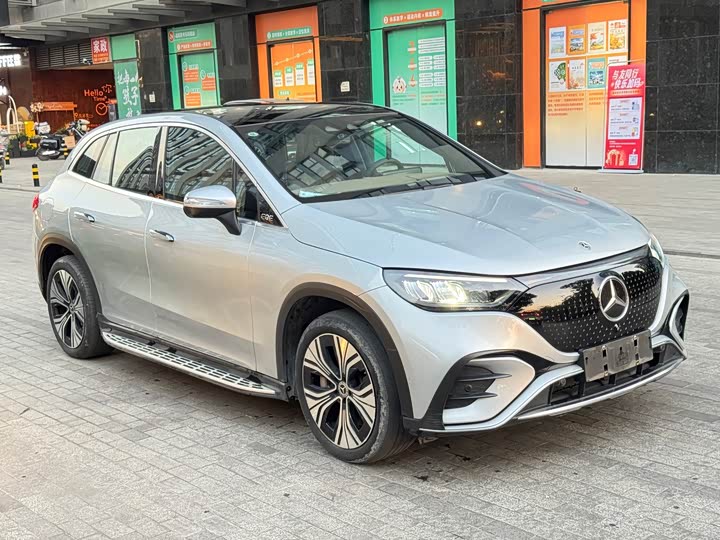 Фото 4 - Mercedes-Benz EQE SUV