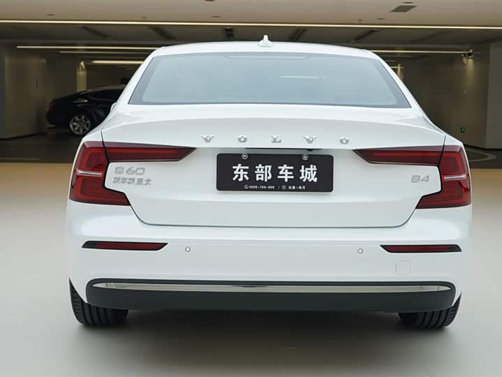 Фото 5 - Volvo S60