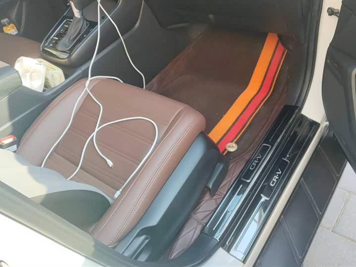 Фото 8 - Honda CR-V