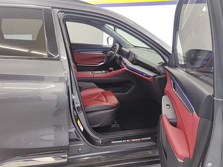 Фото 8 - Changan CS75 Plus