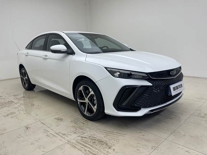 Фото 3 - Geely Emgrand L