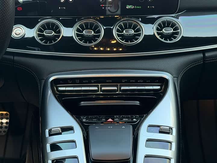 Фото 8 - Mercedes-Benz AMG GT