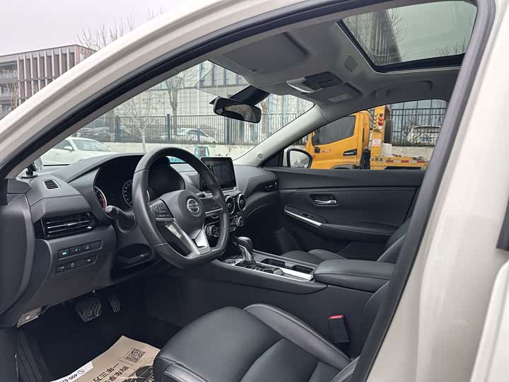 Фото 4 - Nissan Sylphy