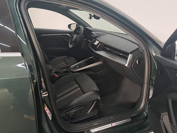 Фото 8 - Audi A3