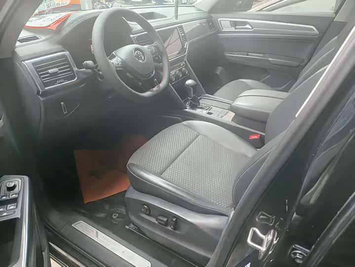 Фото 7 - Volkswagen Teramont Pro