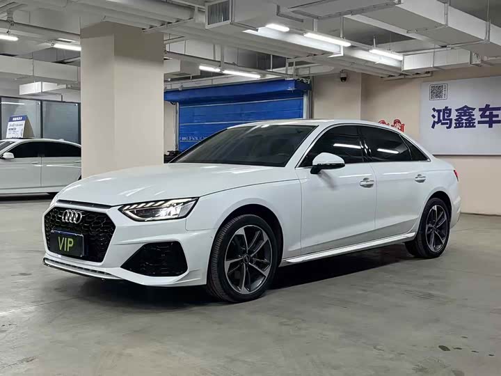 Фото 1 - Audi A4L