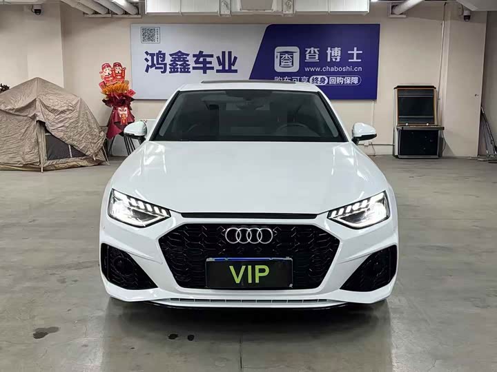 Фото 2 - Audi A4L