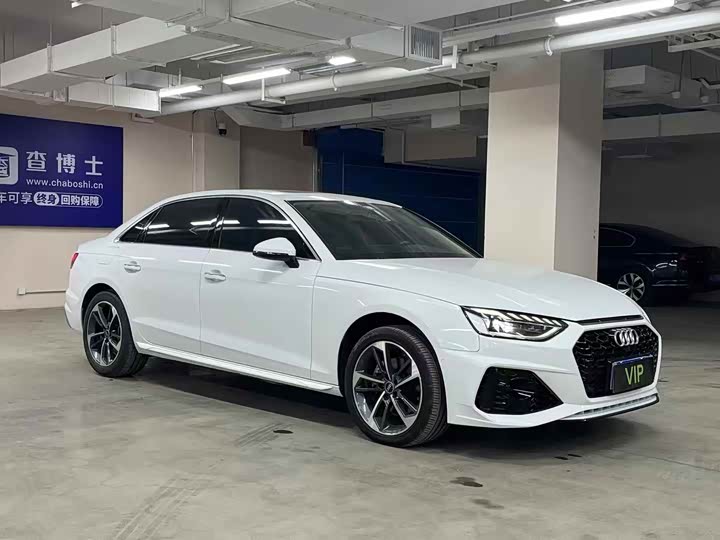 Фото 3 - Audi A4L