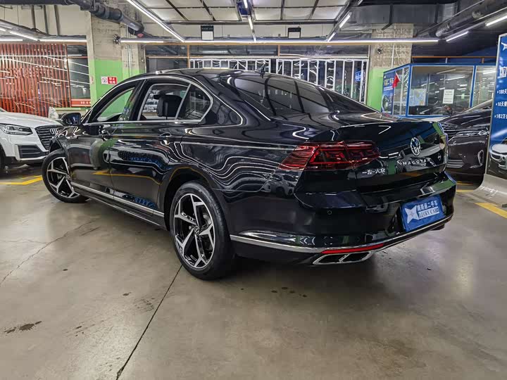 Фото 6 - Volkswagen Magotan