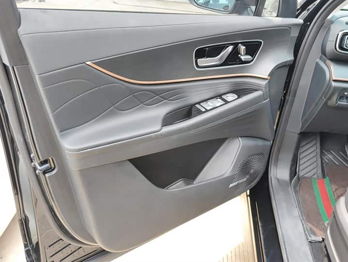 Фото 7 - Chery Tiggo 9