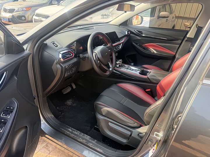 Фото 7 - Changan Oshan X5