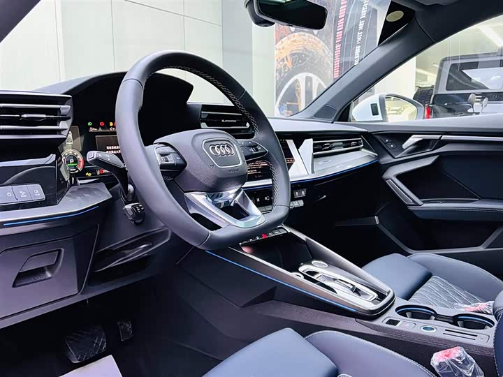 Фото 8 - Audi A3