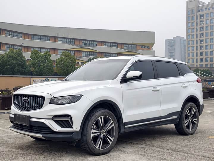 Фото 1 - Geely Atlas