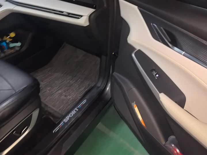 Фото 8 - Changan CS75 Plus