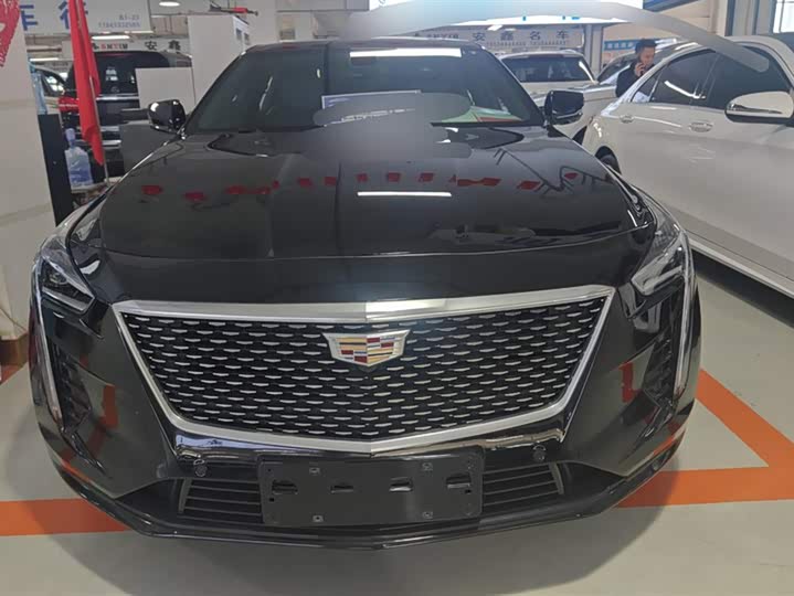 Фото 2 - Cadillac CT6