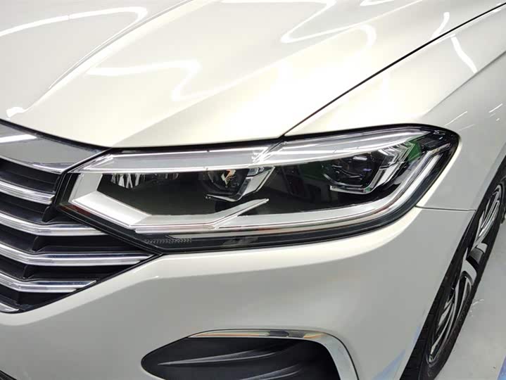 Фото 5 - Volkswagen Lavida