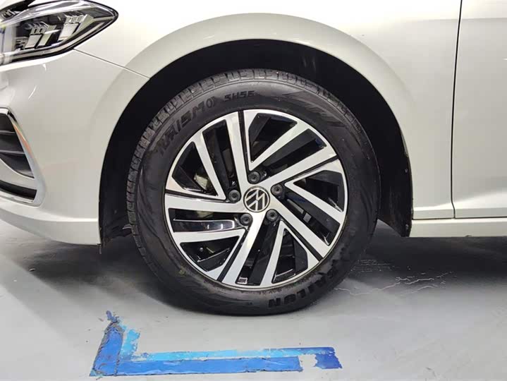 Фото 6 - Volkswagen Lavida